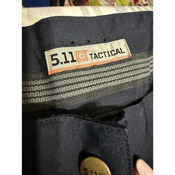 5.11 Tactical Women Size 20 Cargo Pant Stretch Ripstop Black 31” Inseam - Picture 9 of 10